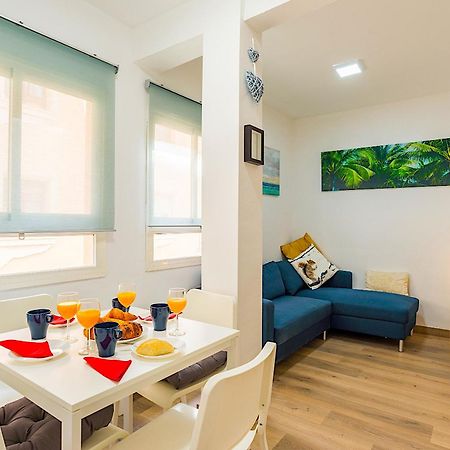 Sohocenter Apartment 2 Rooms Young People Only Малага Екстер'єр фото