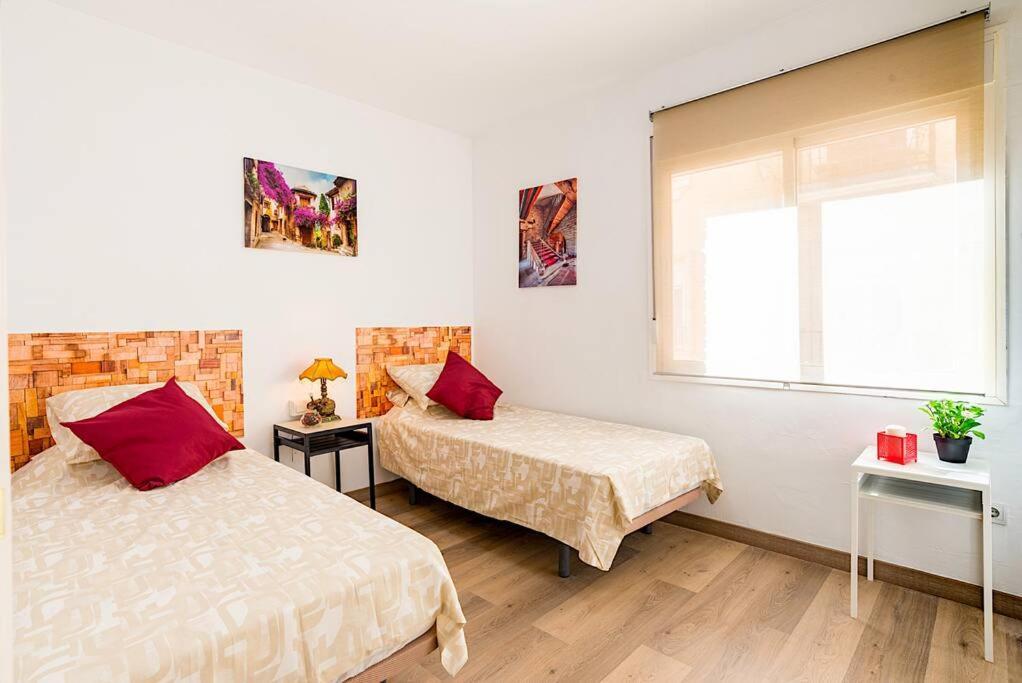 Sohocenter Apartment 2 Rooms Young People Only Малага Екстер'єр фото